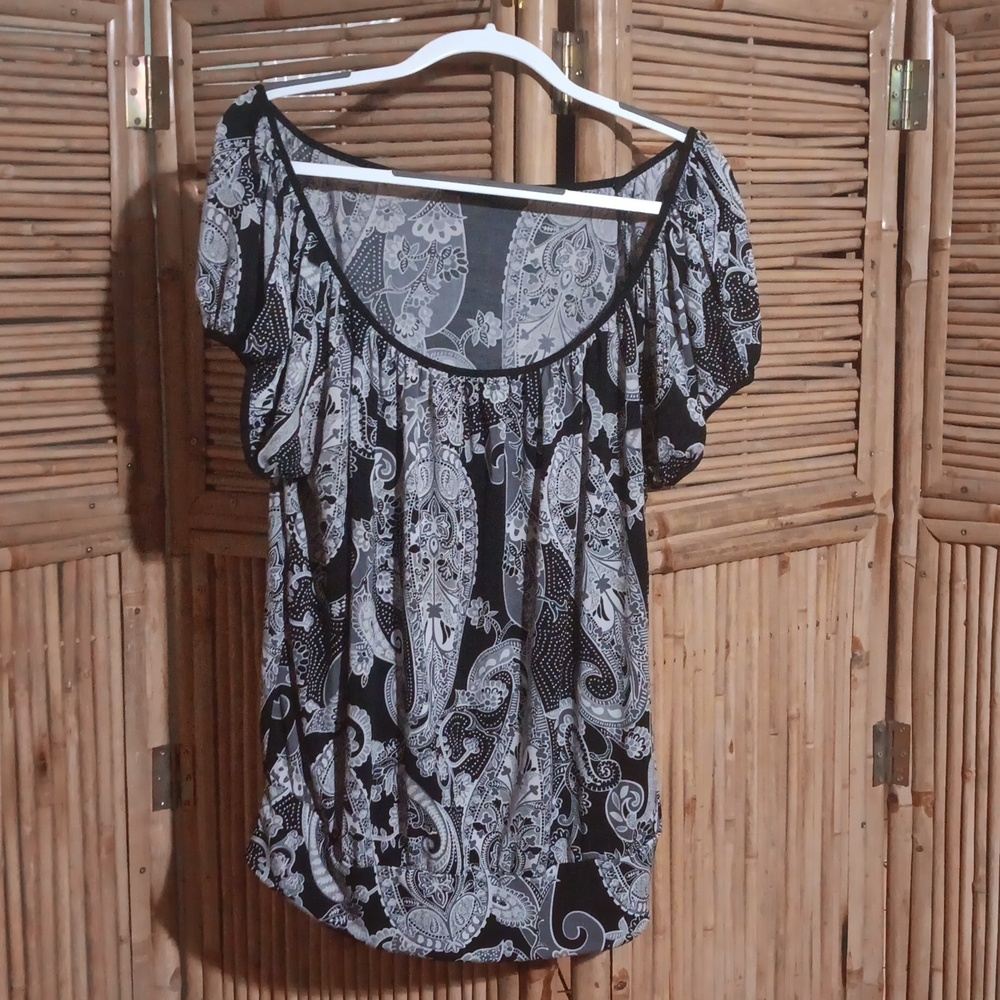 Very nice fresh blouse